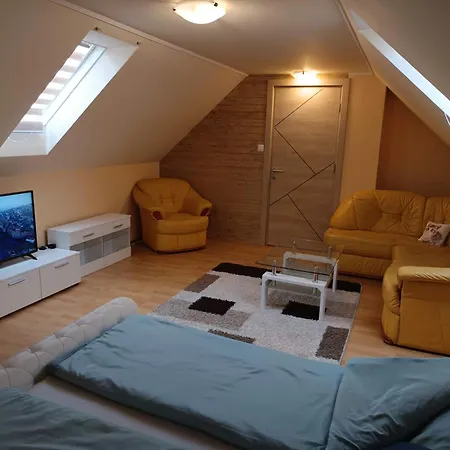 Nikolux Apartamento