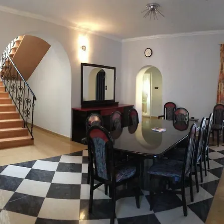 Nikolux Apartman *