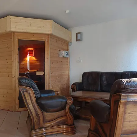 Nikolux Apartment *